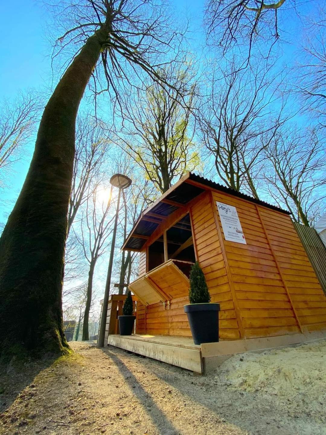 L'étape en forêt Villa Saint-Sever-Calvados Exterior foto